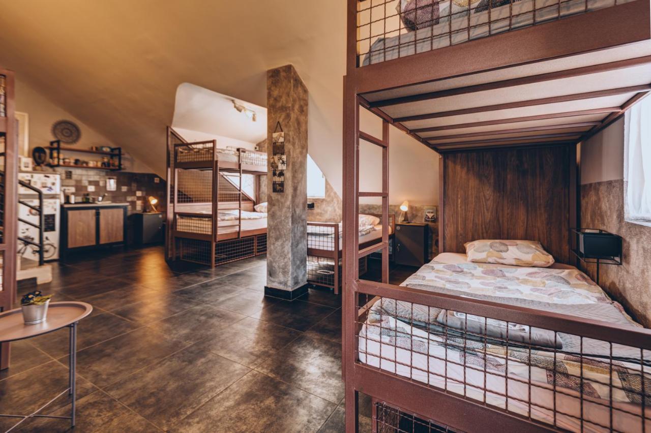 Q Podgorica Beds,Rooms And More Exterior photo