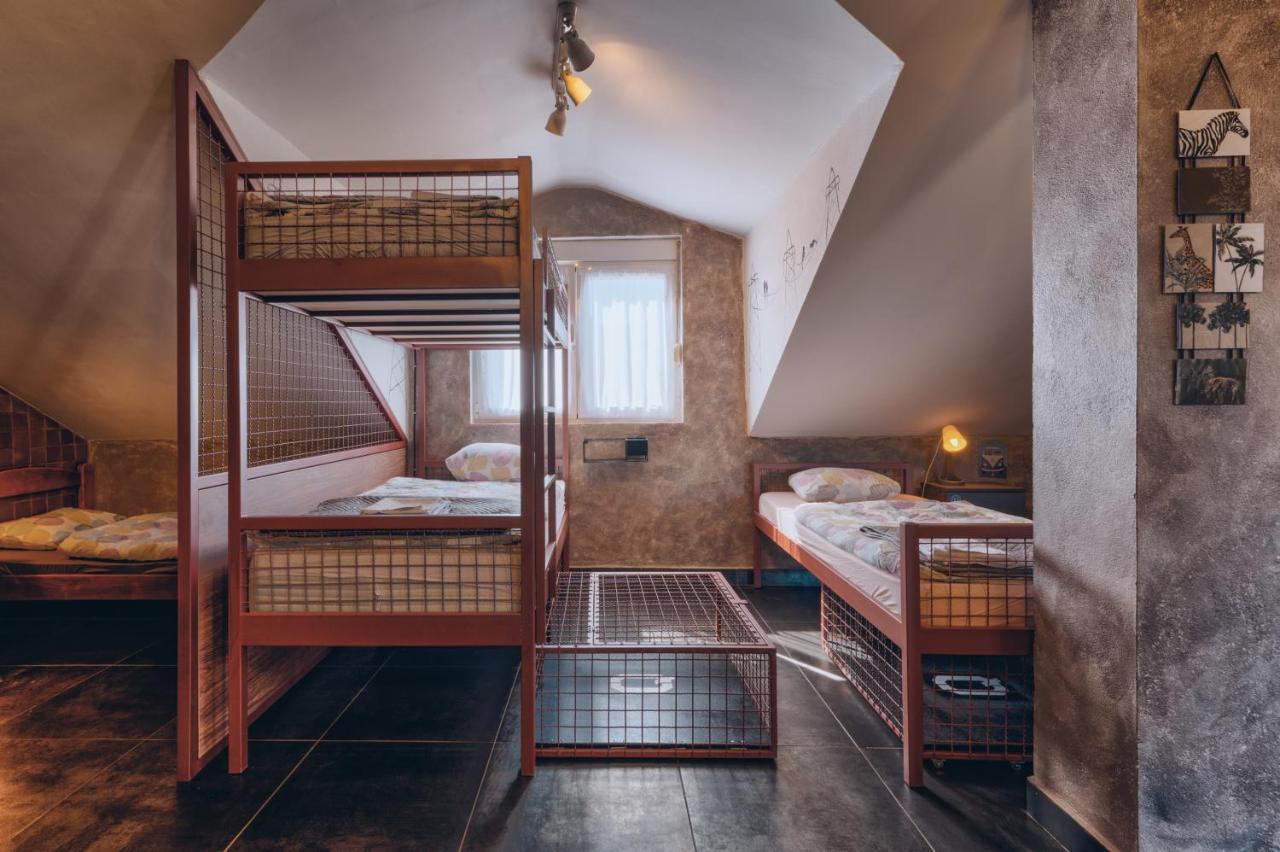 Q Podgorica Beds,Rooms And More Exterior photo